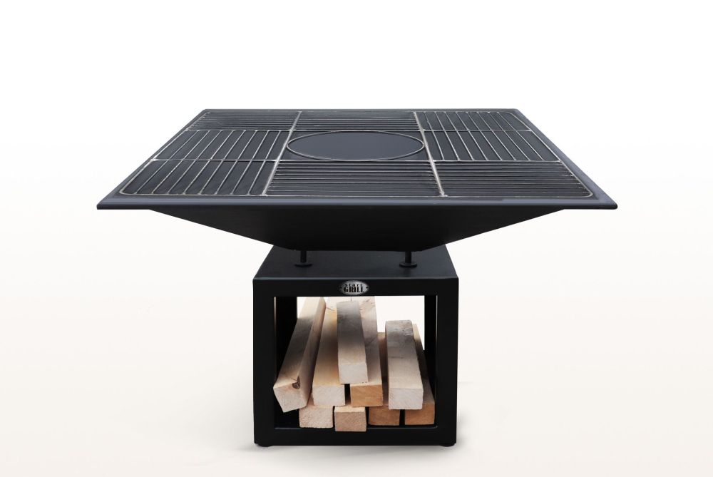 Очаг с вентиляционными отверстиями и решеткой для приготовления (№3)