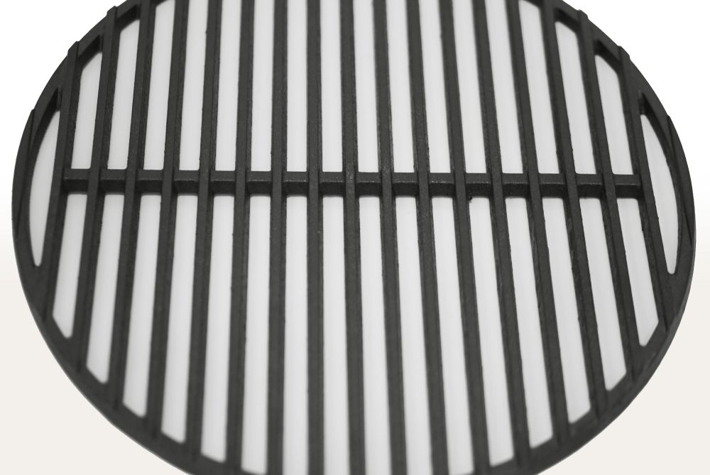 Чугунная решетка, диаметр 380 мм